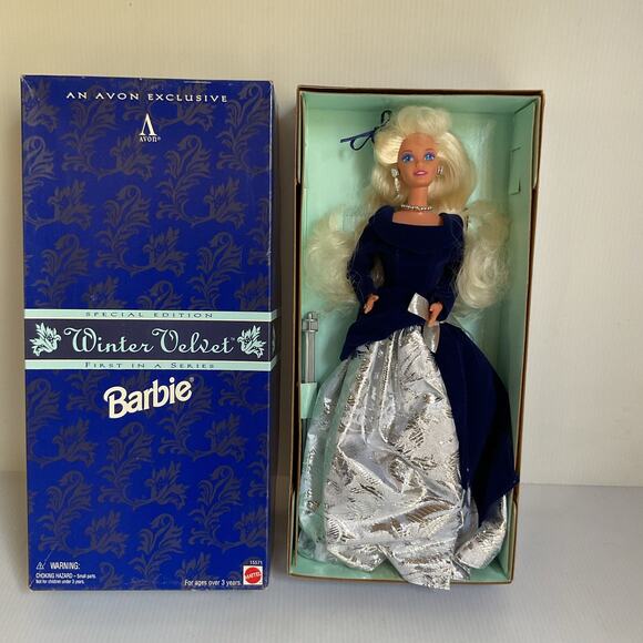 Barbie Winter Velvet Special Edition Avon Exclusive 1995 First in Series NIB - Picture 2 of 12
